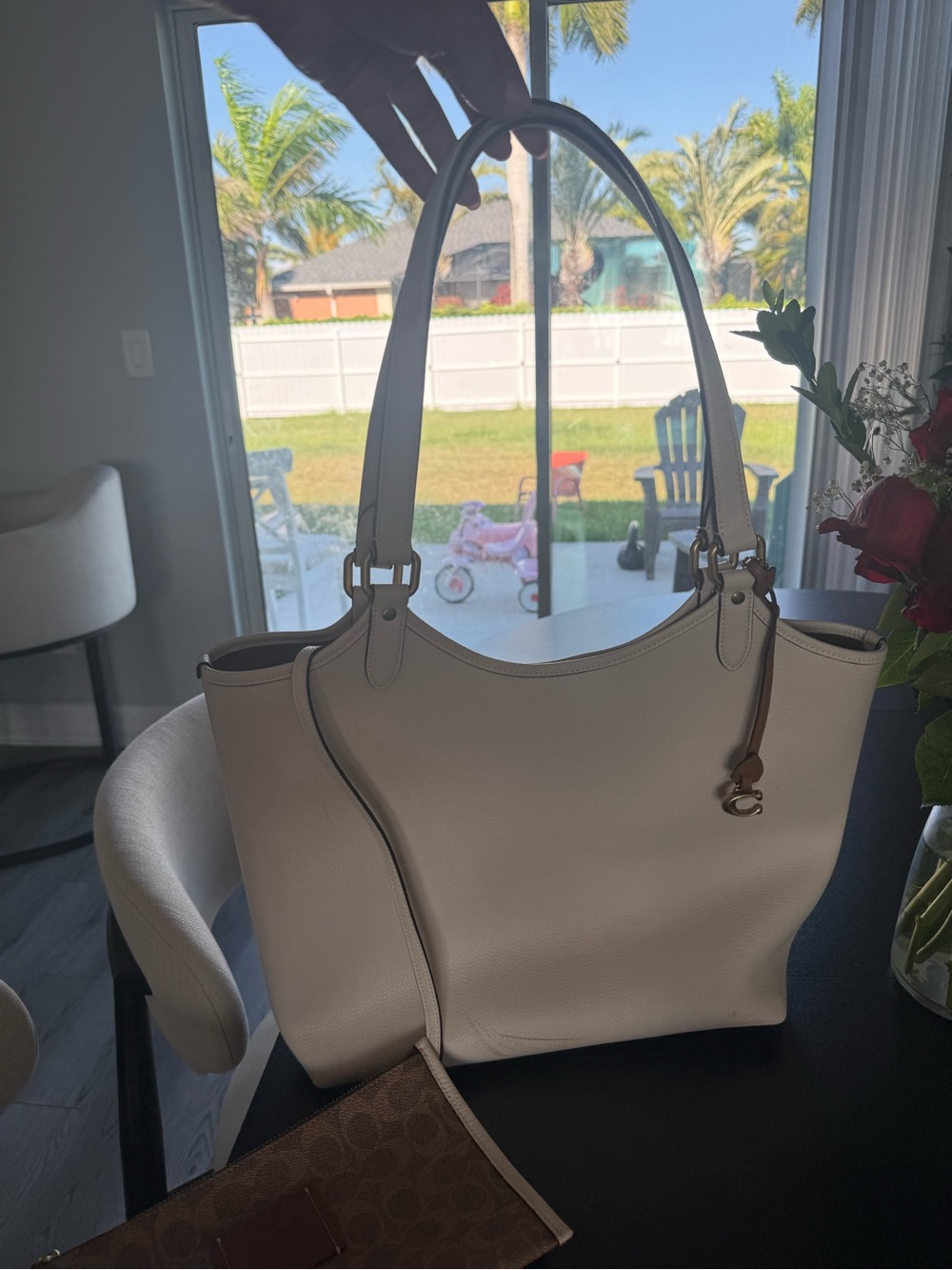 Coach Cream Leather Tote with Brown Signature Pouch - Picture 6 of 8